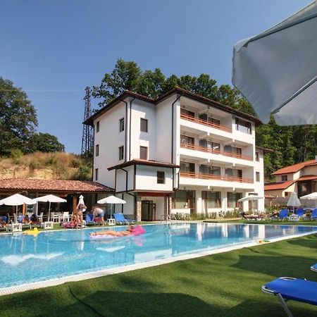 Апартамент / Мезонет В Шкорпиловци Shkorpilovtsi Exterior photo